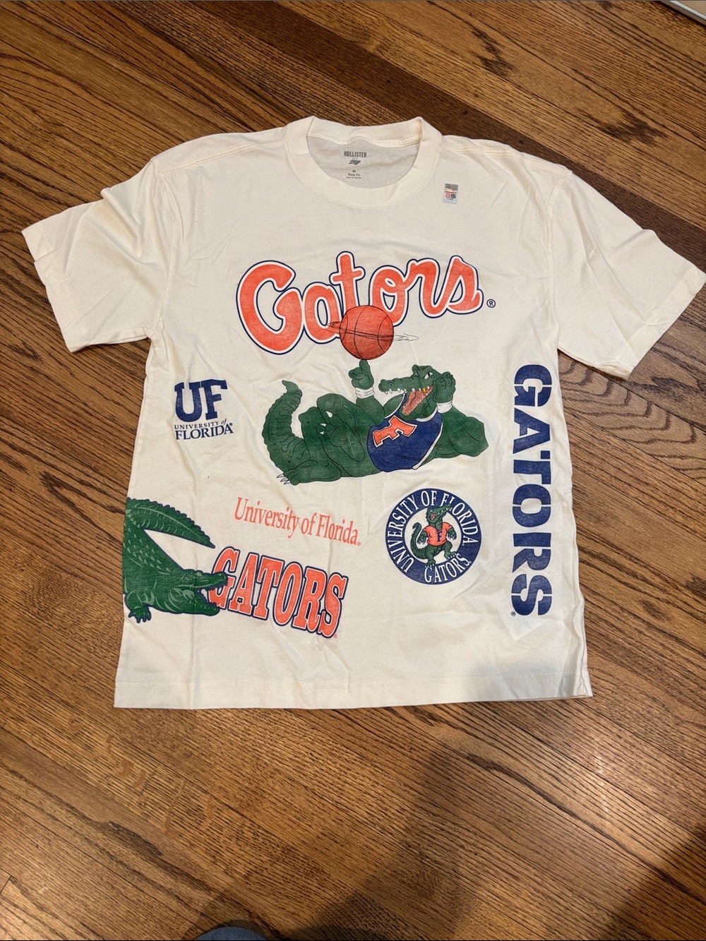 NWOT Hollister White Graphic 'Gators' Tee with Orange & Green Prints